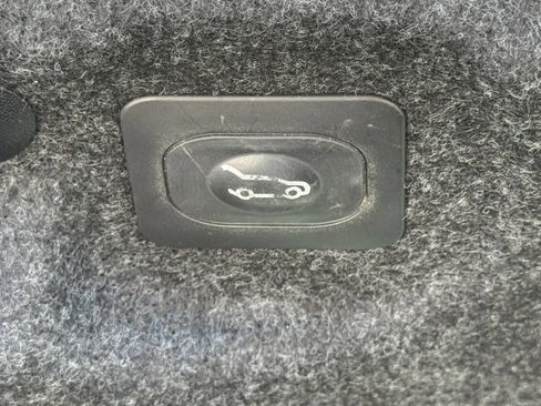 Used 2013 Lincoln MKZ Hybrid FWD image 19