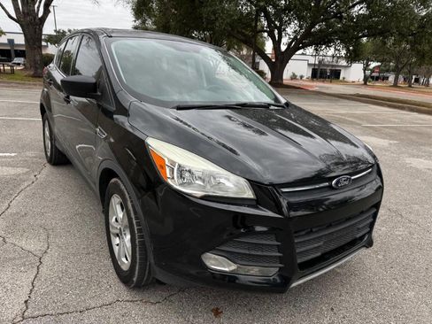Used 2016 Ford Escape SE image 8