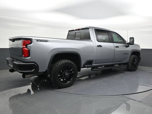 Used 2026 Chevrolet Silverado 2500 LTZ w/ Trail Boss Package AWD/4WD image 5