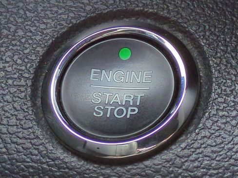 Used 2015 Ford F150 Lariat image 30