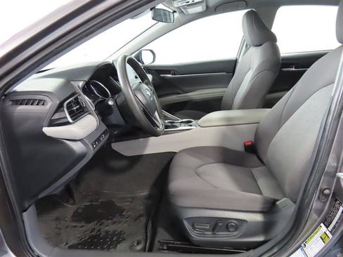 Used 2023 Toyota Camry LE image 16