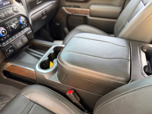 Certified 2023 GMC Sierra 2500 Denali image 17