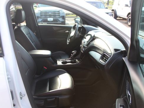 Used 2022 Chevrolet Equinox RS w/ RS Leather Package FWD image 14