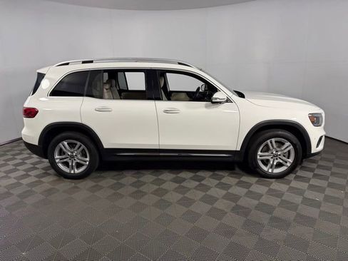 Used 2020 Mercedes-Benz GLB 250 GLB 250 image 10