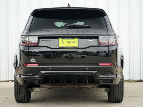 Used 2022 Land Rover Discovery Sport SE R-Dynamic image 10