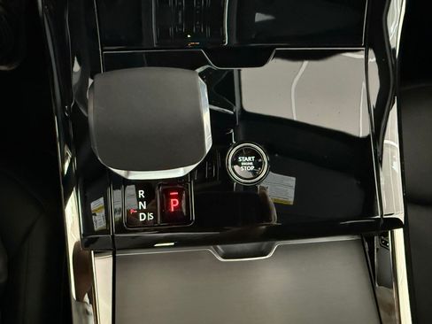 New 2026 Land Rover Range Rover Sport SE AWD/4WD image 16