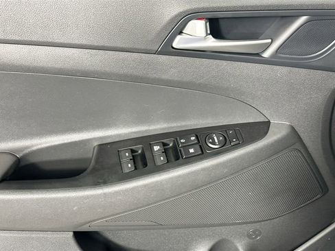 Used 2019 Hyundai Tucson SE AWD/4WD image 22