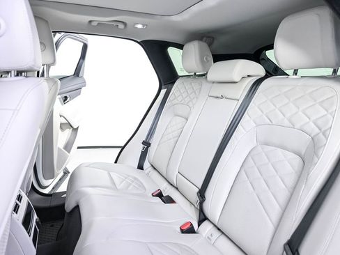 Used 2023 Jaguar F-PACE S AWD/4WD image 23