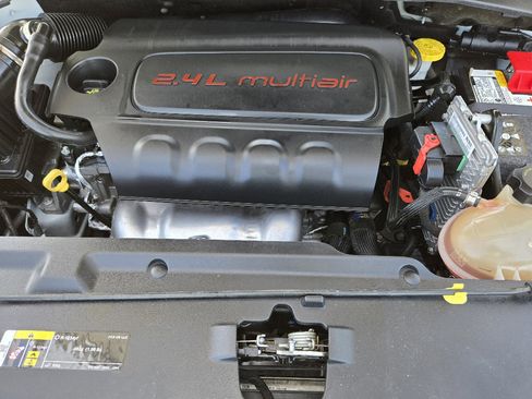 Used 2022 Jeep Compass Latitude w/ Sun and Sound Group image 31