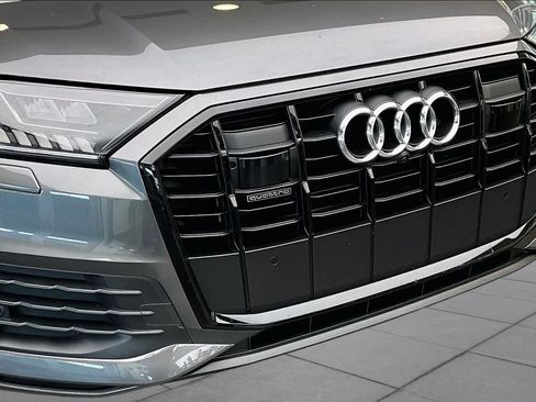 Used 2023 Audi Q7 2.0T Premium Plus AWD/4WD image 32