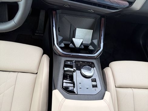 New 2026 BMW X3 xDrive30i w/ Premium Package AWD/4WD image 11