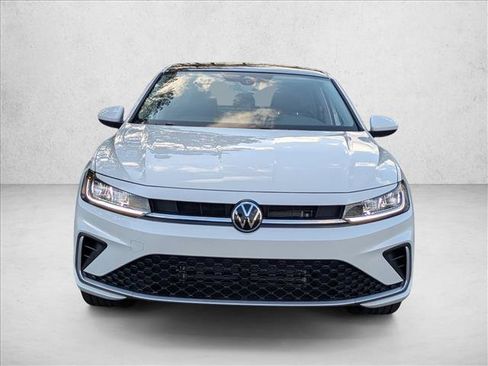 New 2026 Volkswagen Jetta SE image 6