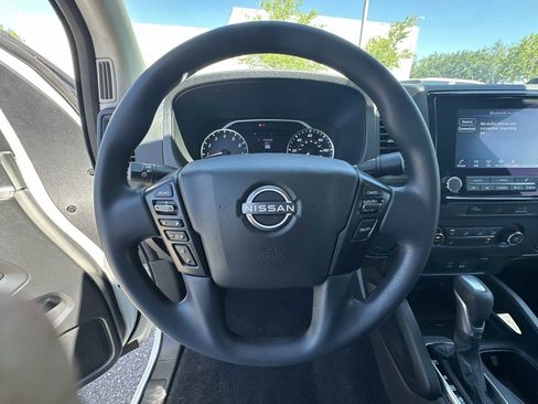 Used 2024 Nissan Frontier S RWD image 20