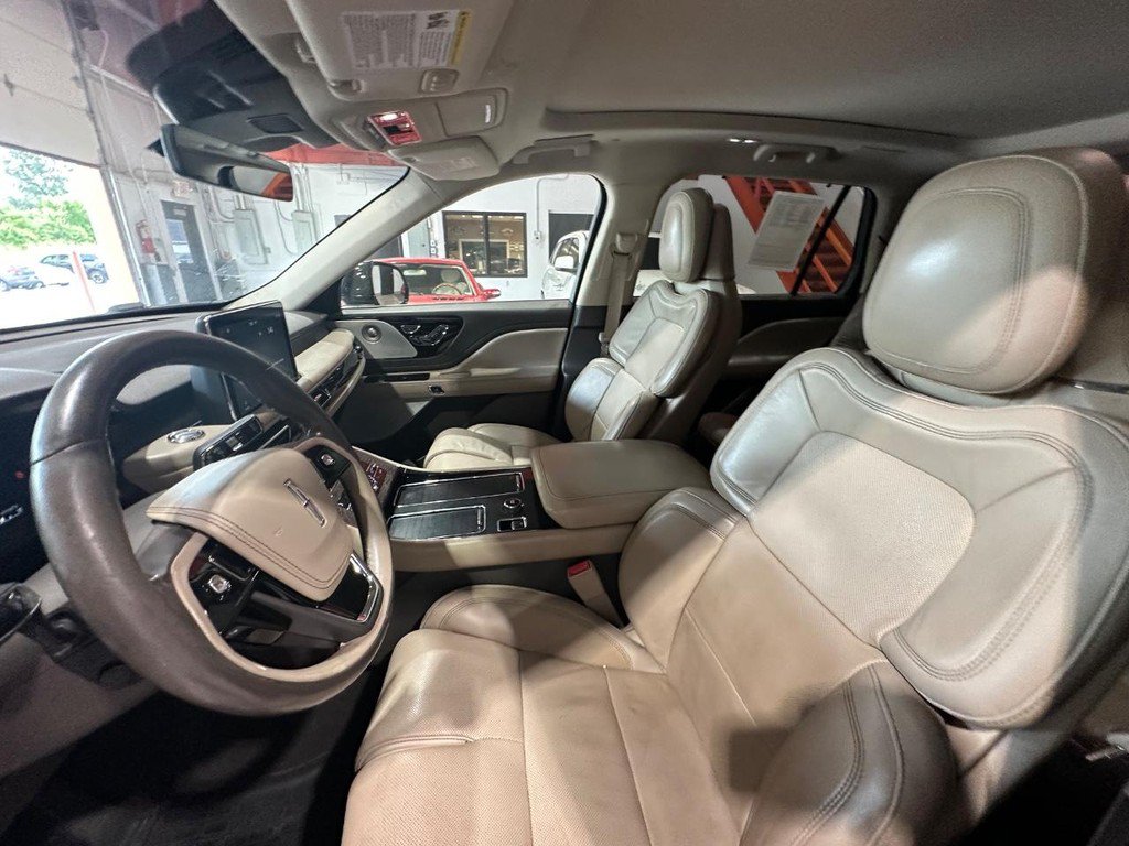 Used 2020 Lincoln Aviator Reserve w/ Equipment Group 202A AWD/4WD image 14