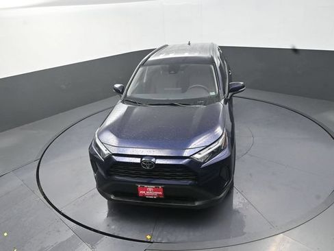 Used 2025 Toyota RAV4 XLE AWD/4WD image 24