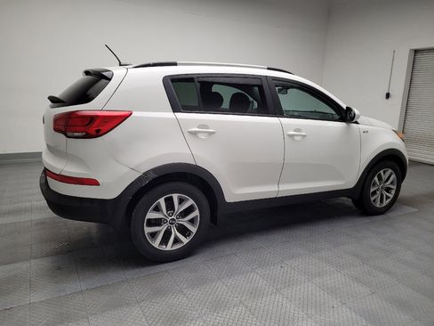 Used 2016 Kia Sportage LX w/ LX Popular Package image 10