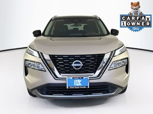 Used 2023 Nissan Rogue SL w/ SL Premium Package FWD image 2