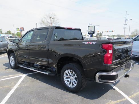 Used 2023 Chevrolet Silverado 1500 LT image 5