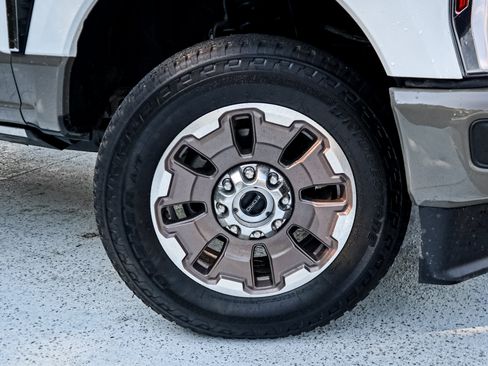 Used 2026 Ford F350 King Ranch AWD/4WD image 13