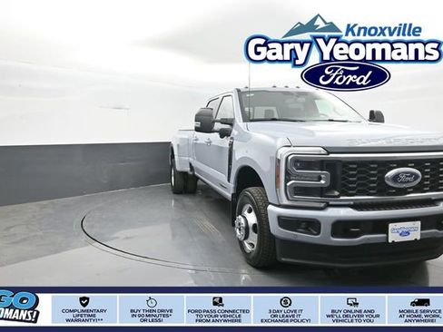 New 2026 Ford F350 Platinum w/ FX4 Off-Road Package AWD/4WD image 1