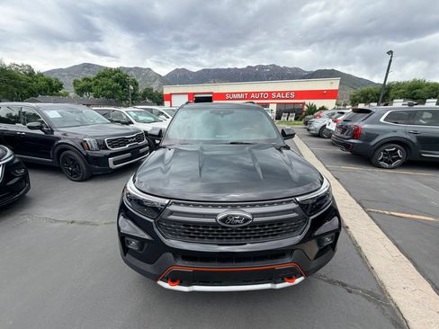 Used 2023 Ford Explorer Timberline w/ Timberline Technology Package AWD/4WD image 9