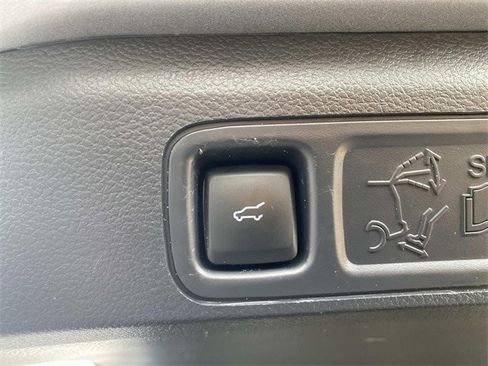 Certified 2024 Ford Expedition Limited image 43