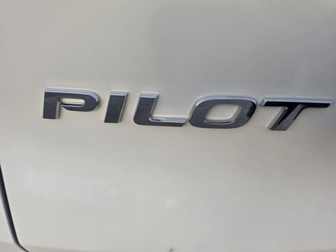 Used 2018 Honda Pilot EX-L image 9