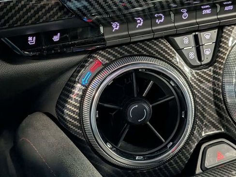 Used 2019 Chevrolet Camaro ZL1 image 26