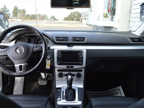 Used 2016 Volkswagen CC R-Line image 30