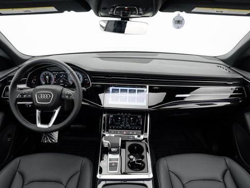 Used 2025 Audi Q8 Premium Plus w/ Premium Plus Package image 24