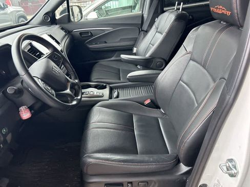 Certified 2023 Honda Passport TrailSport image 19