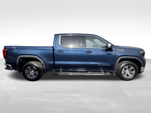 Used 2023 GMC Sierra 1500 SLE image 6