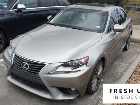 Used 2016 Lexus IS 200t w/ Navigation System Package RWD image 1