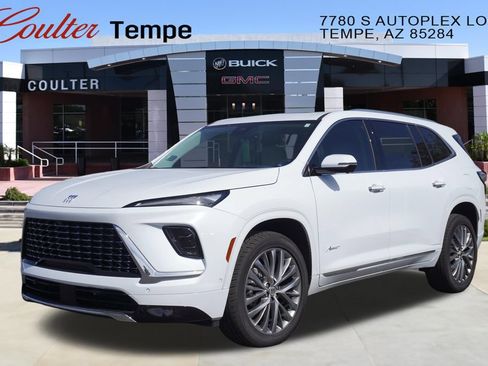 Used 2026 Buick Enclave Avenir w/ Super Cruise Package FWD image 1