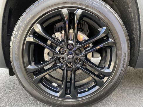 Used 2026 Chevrolet Traverse LT image 39