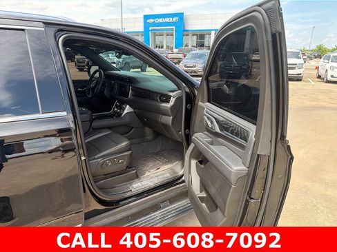 Used 2023 GMC Yukon Denali w/ LPO, Floor Liner Package AWD/4WD image 12