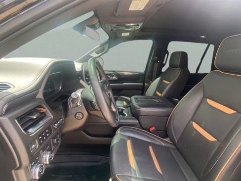 Used 2023 GMC Yukon AT4 w/ AT4 Premium Plus Package AWD/4WD image 12