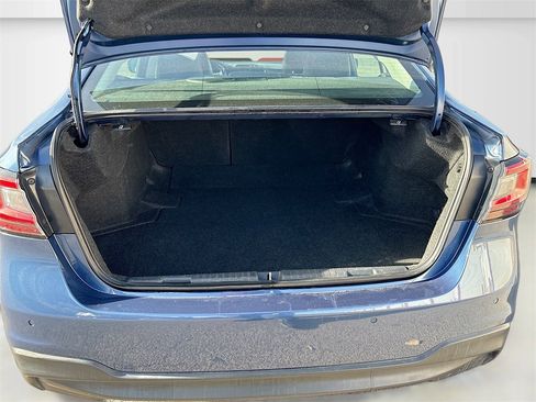 Used 2022 Subaru Legacy Limited image 27