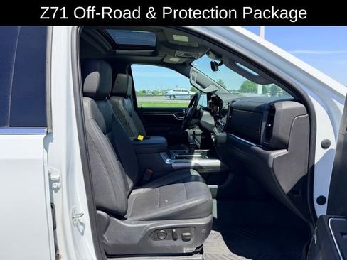 Used 2023 Chevrolet Silverado 1500 LTZ w/ LTZ Premium Package AWD/4WD image 10
