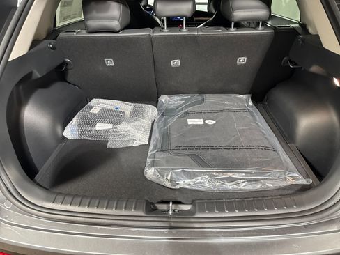 New 2026 Kia Niro Wind w/ Wind Preserve Package FWD image 9