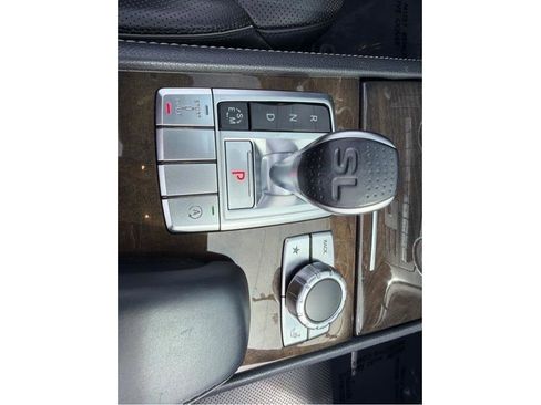 Used 2015 Mercedes-Benz SL 550 image 18