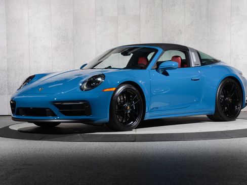 Used 2024 Porsche 911 Targa 4 GTS image 31