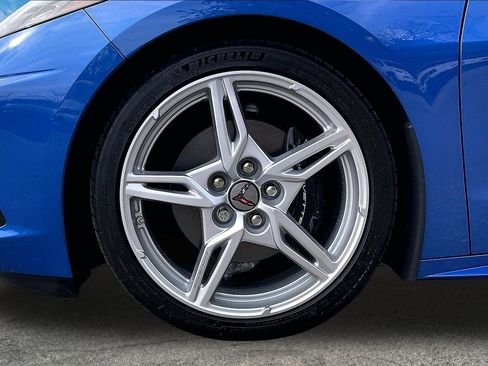 Used 2021 Chevrolet Corvette Stingray Preferred Cpe w/ Battery Protection Package RWD image 8