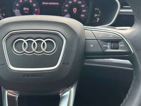 Used 2024 Audi Q3 2.0T Premium Plus w/ Premium Plus Package AWD/4WD image 26