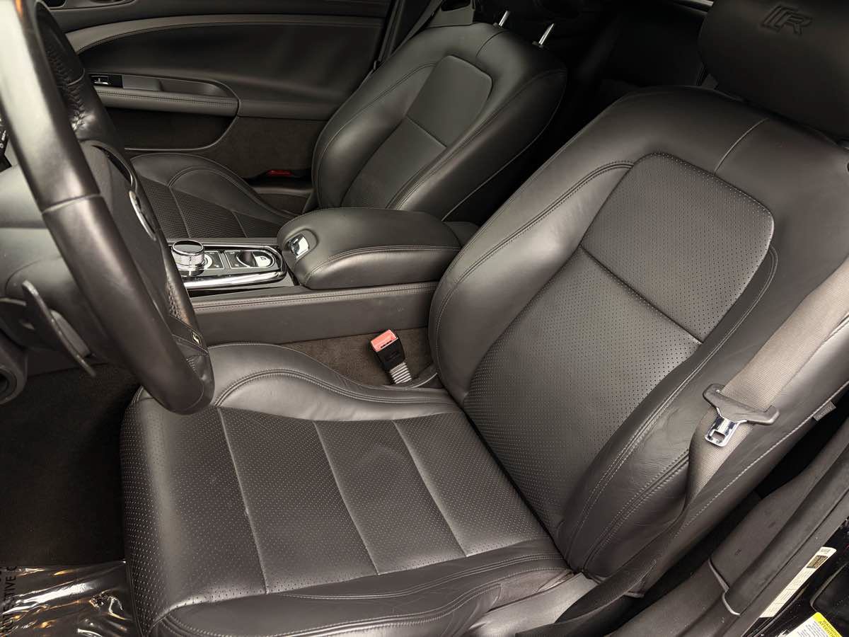 Used 2013 Jaguar XKR R RWD image 19