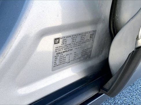 Used 2017 Chevrolet Trax LT FWD image 36