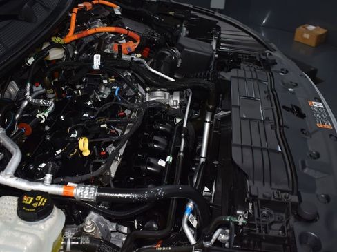 Used 2024 Lincoln Corsair Grand Touring w/ Equipment Group 301A image 20