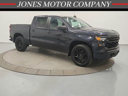 Used 2023 Chevrolet Silverado 1500 Custom w/ LPO, Dark Essentials Package RWD image 1