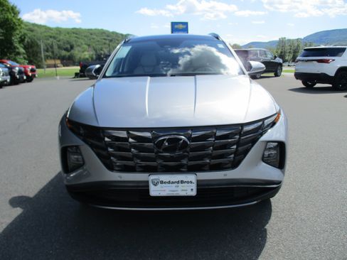 Used 2023 Hyundai Tucson Limited AWD/4WD image 2