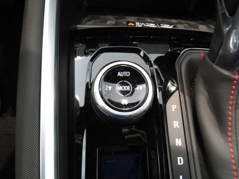 Certified 2024 Chevrolet Colorado Z71 w/ Z71 Convenience Package 2 image 20